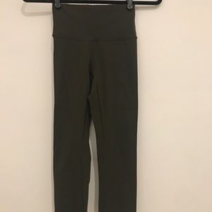 Wunder under cropped 21” (dark olive)
